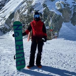 Meet your Posher, Adam